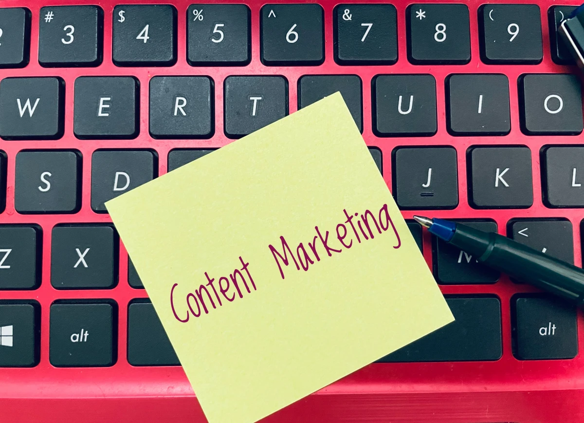 Utiliser le marketing vidéo pour booster les ventes : stratégies et conseils