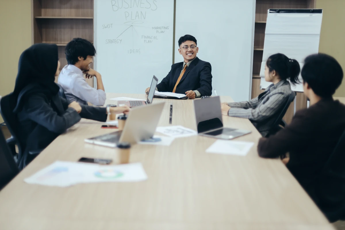 Décrochez les Investisseurs avec un Business Plan Irrésistible : Le Guide Ultime